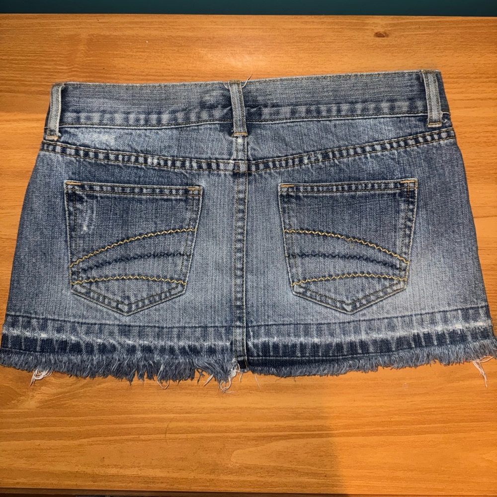 Vintage Pac Sun Lilu Blue Denim Frayed-Hem Mini Skirt